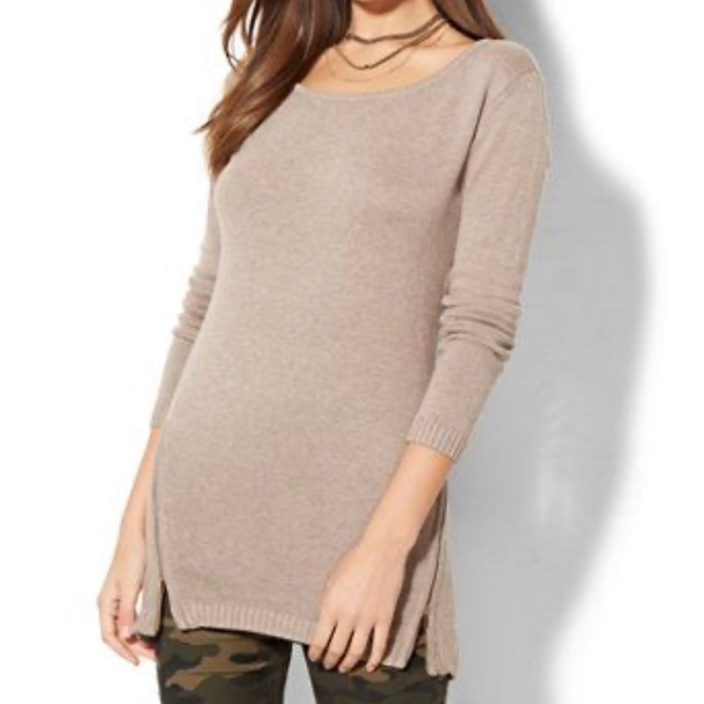 Maroon zipper tunic from New York and company
